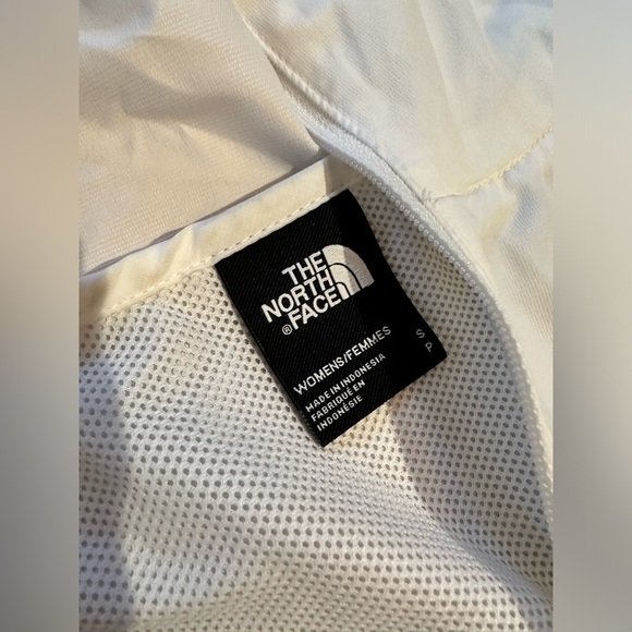 The North Face Windbreaker Jacket - Picture 2 of 3